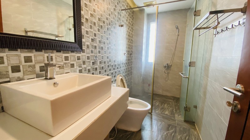 Bán Nhà Mặt tiền Nguyễn Trung Trực – giao Hoàng Hoa Thám, 6/7x25m, 7 Tầng, 28,5 tỷ.