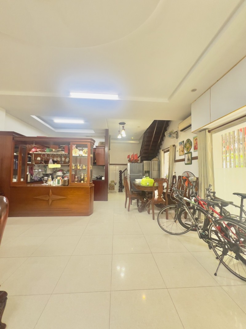 Bán nhà Dương Đức Hiền, Tân Phú – 65m2, Ngang 6m12 – Hẻm 6m thông xe tải