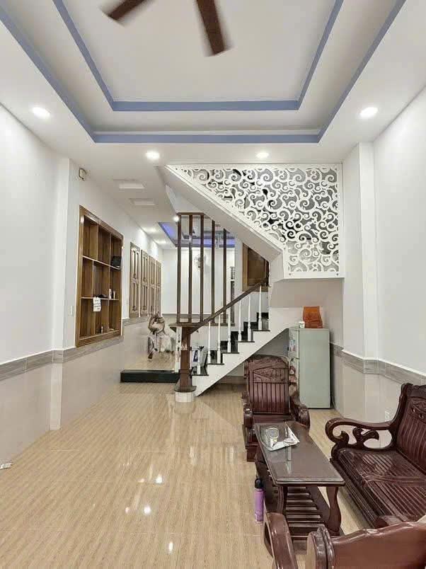 Bán nhà HXH 8m Bàu Cát, phường 12, Tân Bình; 4×23; 3 tầng hơn 15 tỷ