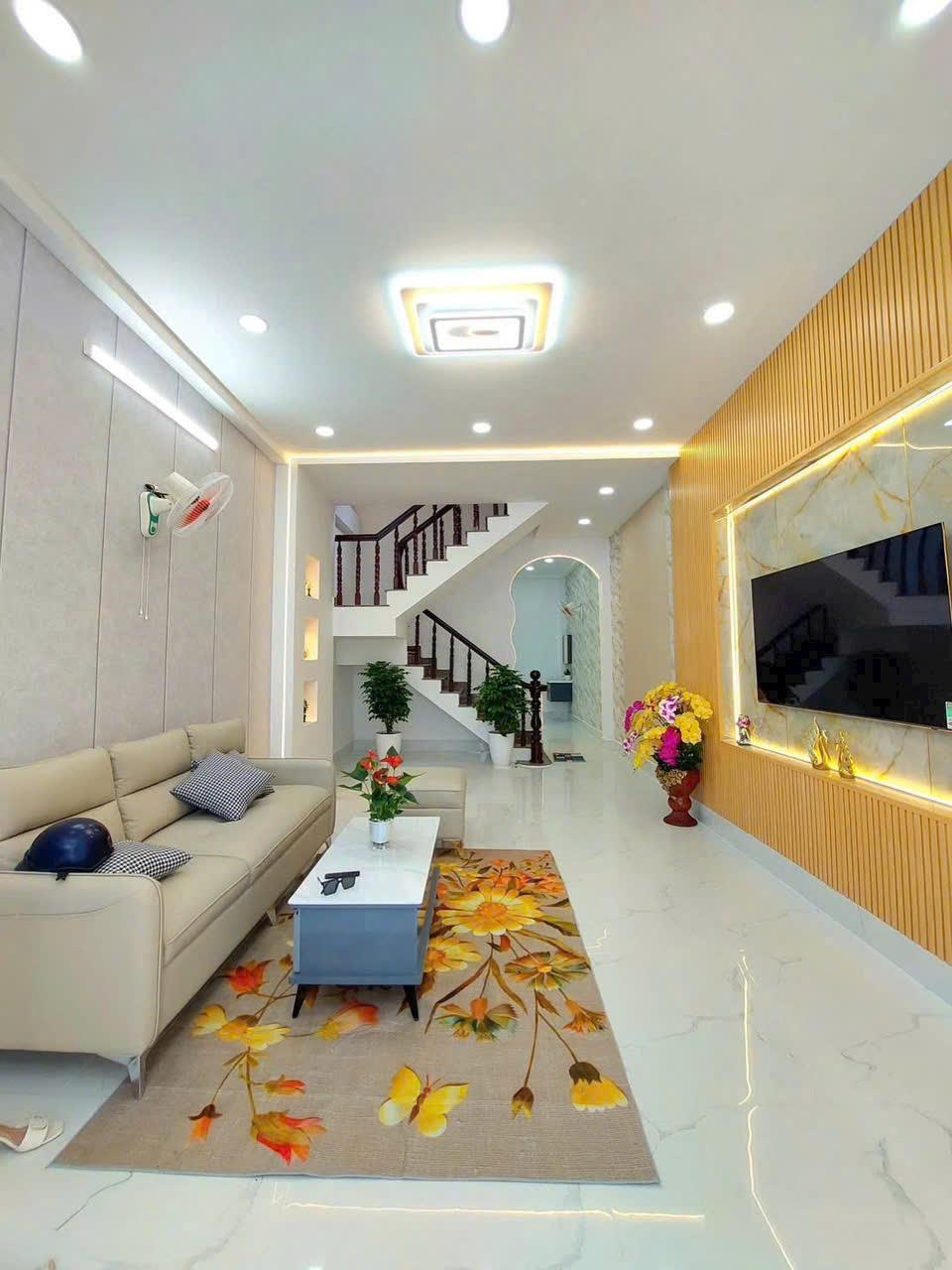 Bán nhà HXH Trường Chinh, phường 4, Tân Bình (4×12), 3 lầu; 9 tỷ