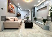 Cho thuê nhà ngõ 110 Định Công 5 tầng x 35m2, 3PN