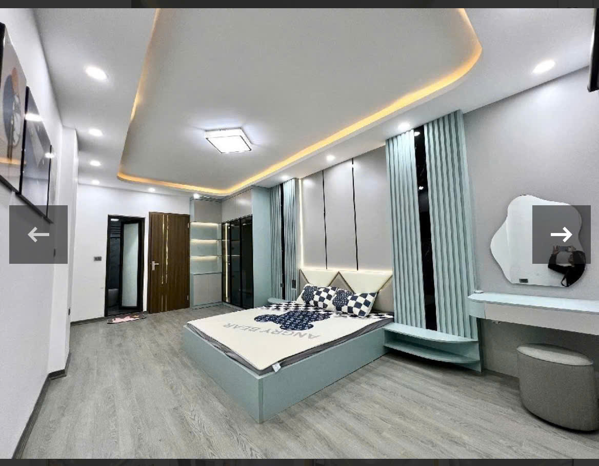 Cho thuê nhà ngõ 110 Định Công 5 tầng x 35m2, 3PN