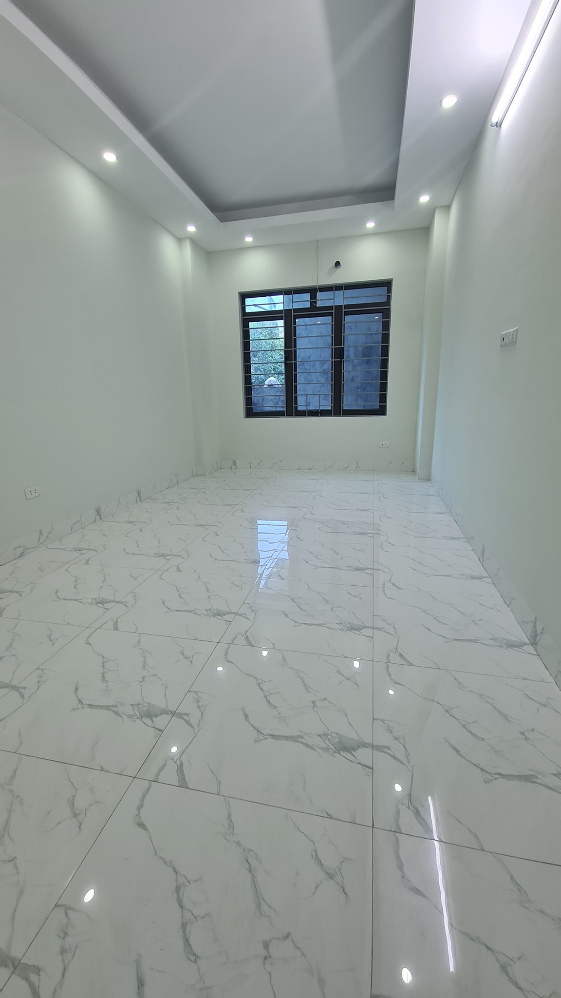 Duy nhất 1 căn Đại Cát 5 tầng xây mới Ô TÔ đỗ cổng 5.2 tỷ vác đồ ở luôn