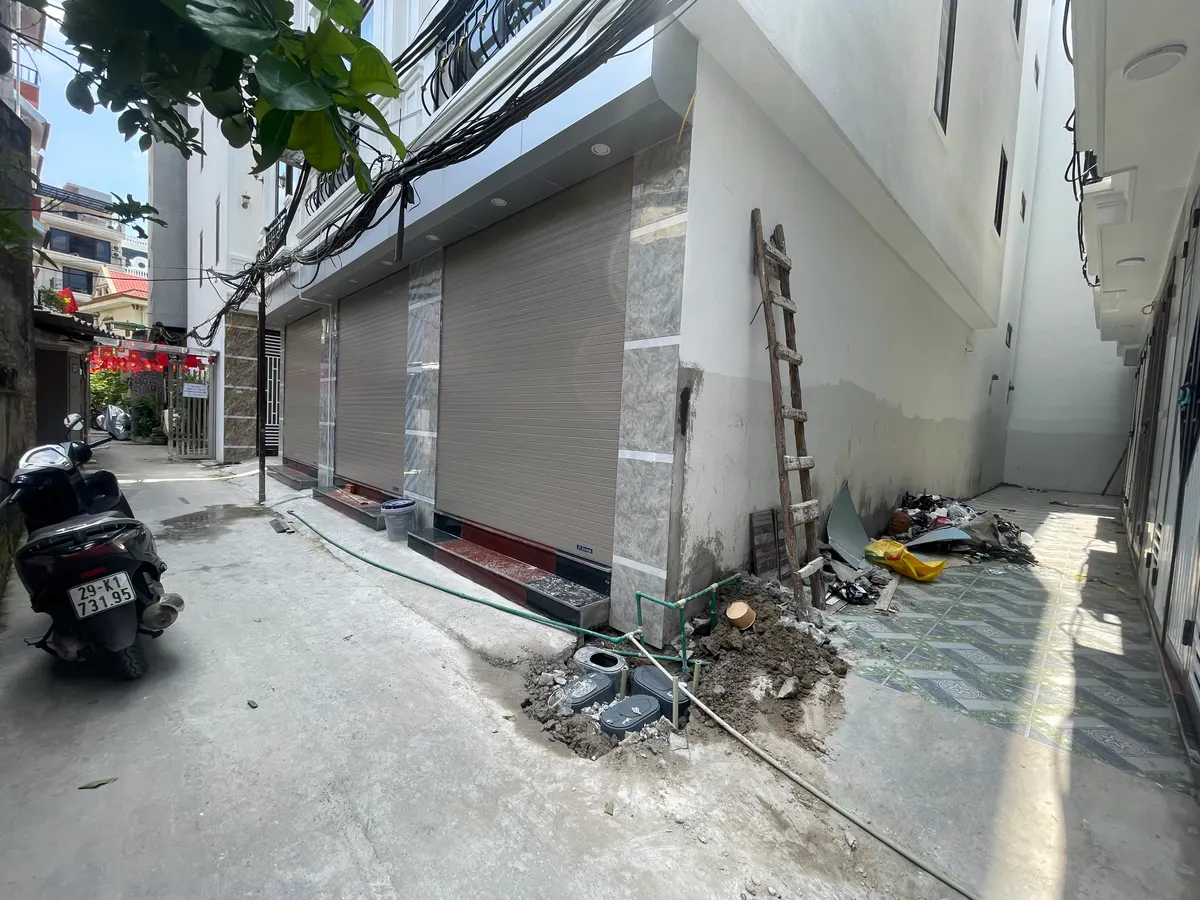Bán nhà ngõ Việt Hưng, Long Biên. 30m2 x 5 tầng, 3PN, SĐCC, 5.9 tỷ. LH: 0937632289