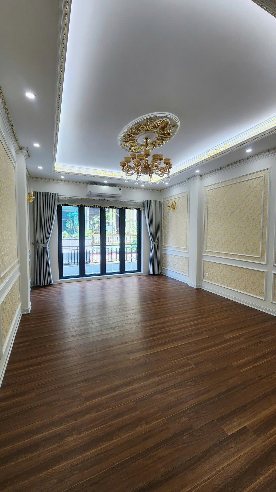 BÁN NHÀ PHỐ PHÙNG CHÍ KIÊN, CẦU GIẤY – 79M x 6T THANG MÁY – VỈA HÈ Ô TÔ TRÁNH – KINH DOANH – GIÁ 35 TỶ