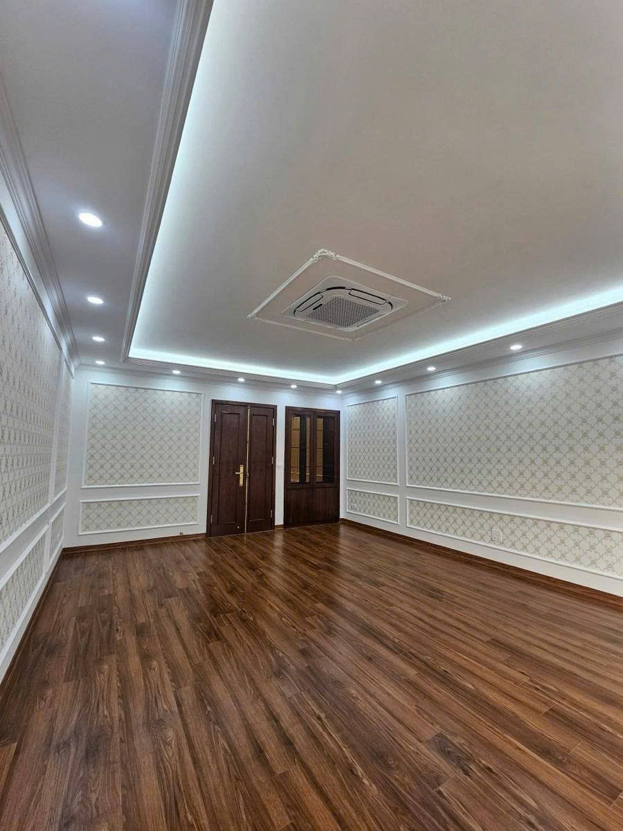 BÁN NHÀ MẶT PHỐ ĐÔNG QUAN, CẦU GIẤY – 60M x 6T THANG MÁY – MT 5.5M – Ô TÔ TRÁNH – GIÁ 26.8 TỶ