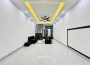BÁN NHÀ TRẦN QUỐC HOÀN, CẦU GIẤY – 41M² x 7T THANG MÁY – PHÂN LÔ Ô TÔ TRÁNH – KINH DOANH