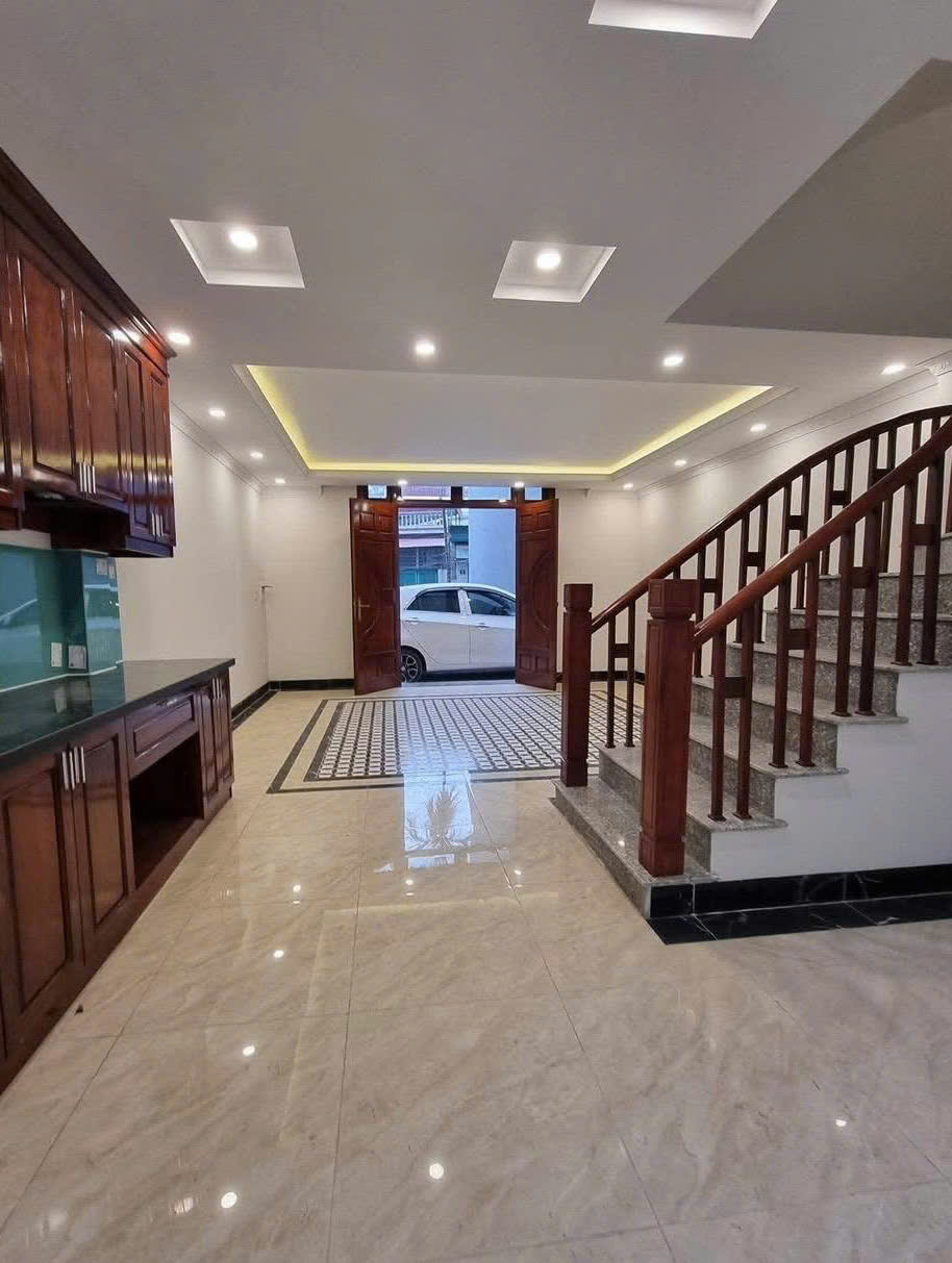 Bán nhà Lê Trọng Tấn, Thanh Xuân 60m 5 tầng, Ô tô tránh vỉa hè 2 bên – Lô góc 2 thoáng