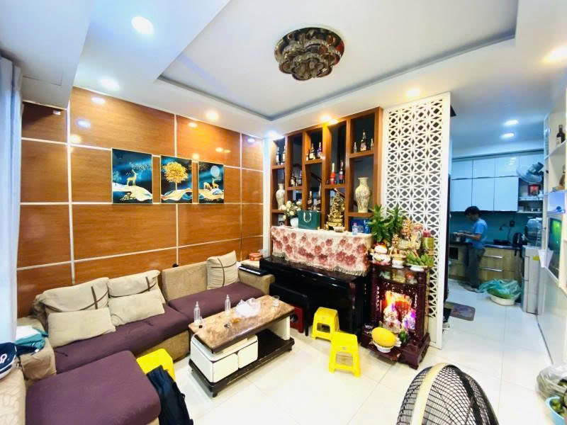 Bán nhà Hẻm 4m Phan Đình Phùng – thông ra Trường Sa, 8,2x8m, 5 Tầng – 10 PN, 12,9 tỷ.