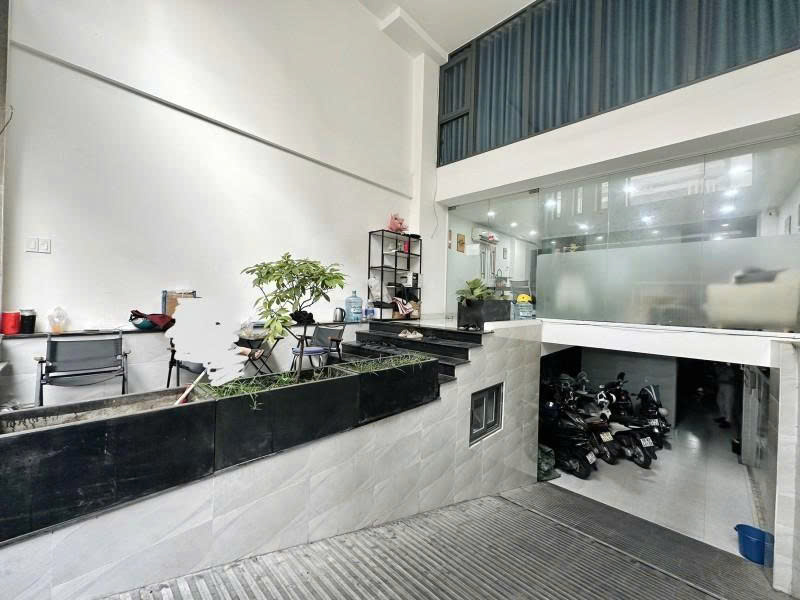 Bán Nhà Hẻm 1/ Phan Tây Hồ, gần Phan Xích Long, 5,6x23m, 7 Tầng, Khoán 85tr, 23 tỷ.