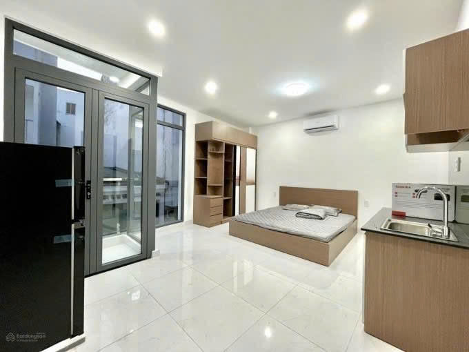 Bán Nhà Hẻm 1/ Phan Tây Hồ, gần Phan Xích Long, 5,6x23m, 7 Tầng, Khoán 85tr, 23 tỷ.