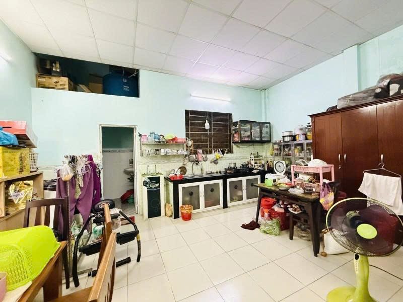 Bán nhà Mặt tiền Thoại Ngọc Hầu – ngay UBND Quận Tân Phú, 7,5x30m, 2 tầng, 25,9 tỷ.