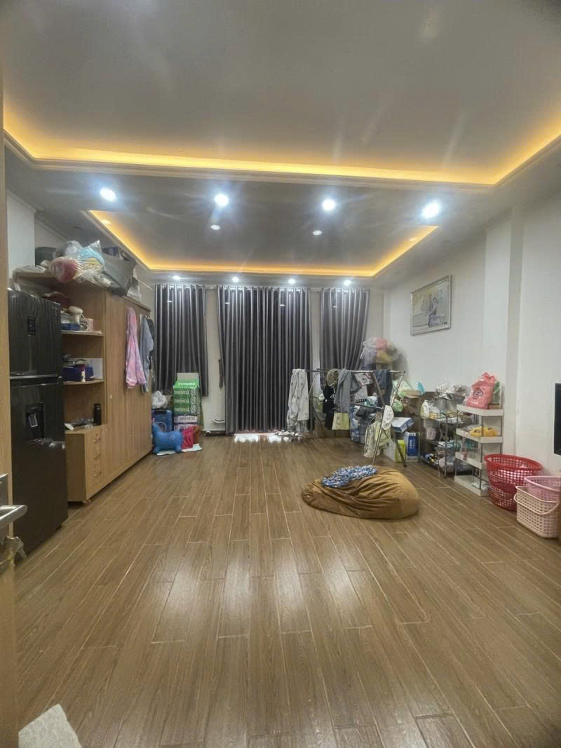 Bán nhà Mặt tiền Tân Kỳ Tân Quý – gần Kênh Nước Đen, 5x35m, 4 Tầng – 4PN, 21,9 tỷ.