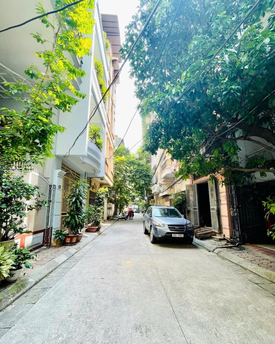 Bán nhà Lương Thế Vinh – Ngõ trước nhà thông Ô tô ra vào thoải mái – 120m sổ đỏ chỉ 25 tỷ