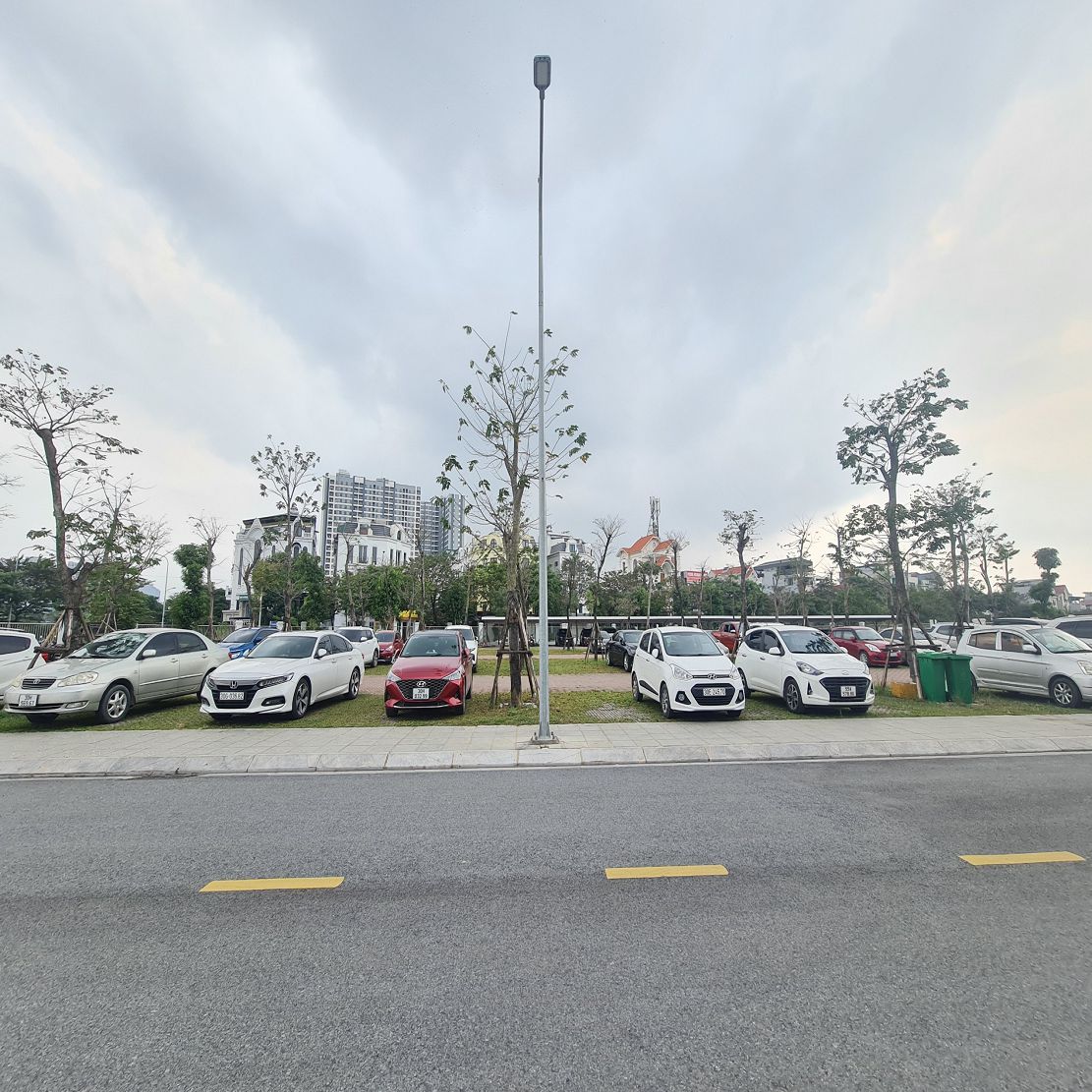 🏡 Nhỉnh 5 tỷ có đất gần cổng chính Học viện Nông nghiệp, ngõ ngắn, thông 4 chỗ. Lh 0989894845 📍