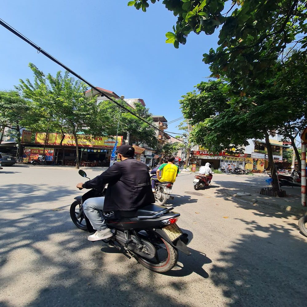 🏡 Nhỉnh 5 tỷ có đất gần cổng chính Học viện Nông nghiệp, ngõ ngắn, thông 4 chỗ. Lh 0989894845 📍