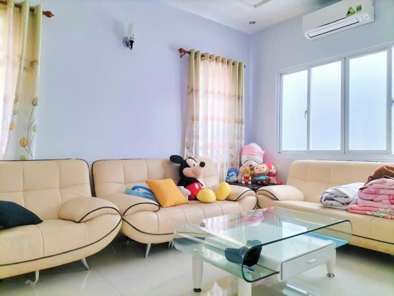 Bán nhà lô góc hẻm 8m Lạc Long Quân, gần CHợ Vải Tân Bình, 6,8×17,5m, 3 Tâng, 13,8 tỷ.