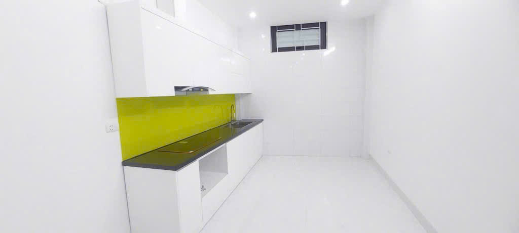 Bán Nhà Xuân La 54m, 5 tầng thang máy, oto đỗ cửa đường trước nhà 5m!