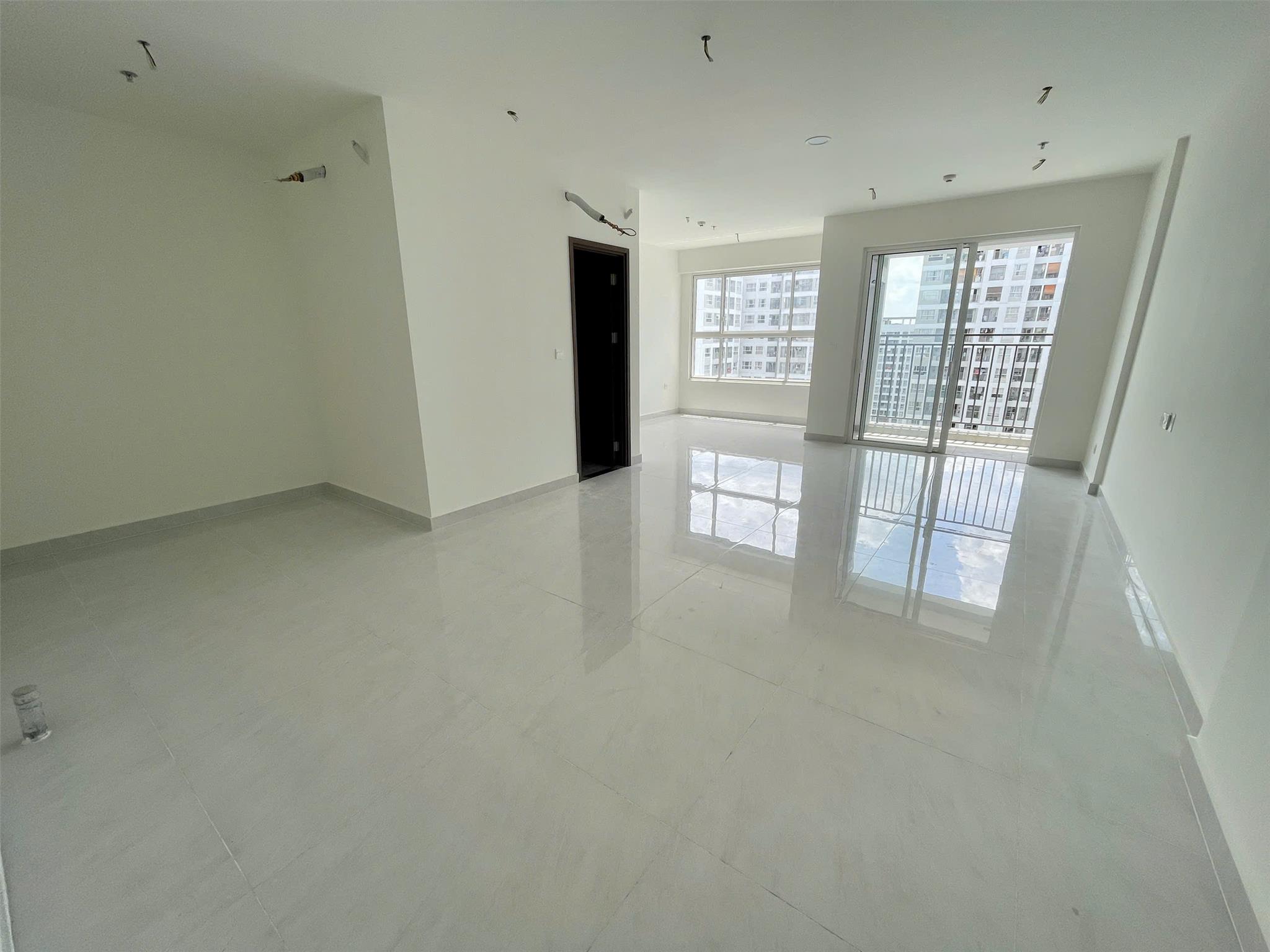 Chính chủ bán gấp căn hộ Sunrise Riverside, 2PN, 54m2, tầng 21, view Nam cực đẹp, Nguyễn Hữu Thọ, Nhà Bè. Giá chỉ 3.3 tỷ – Cơ hội an cư lý tưởng!