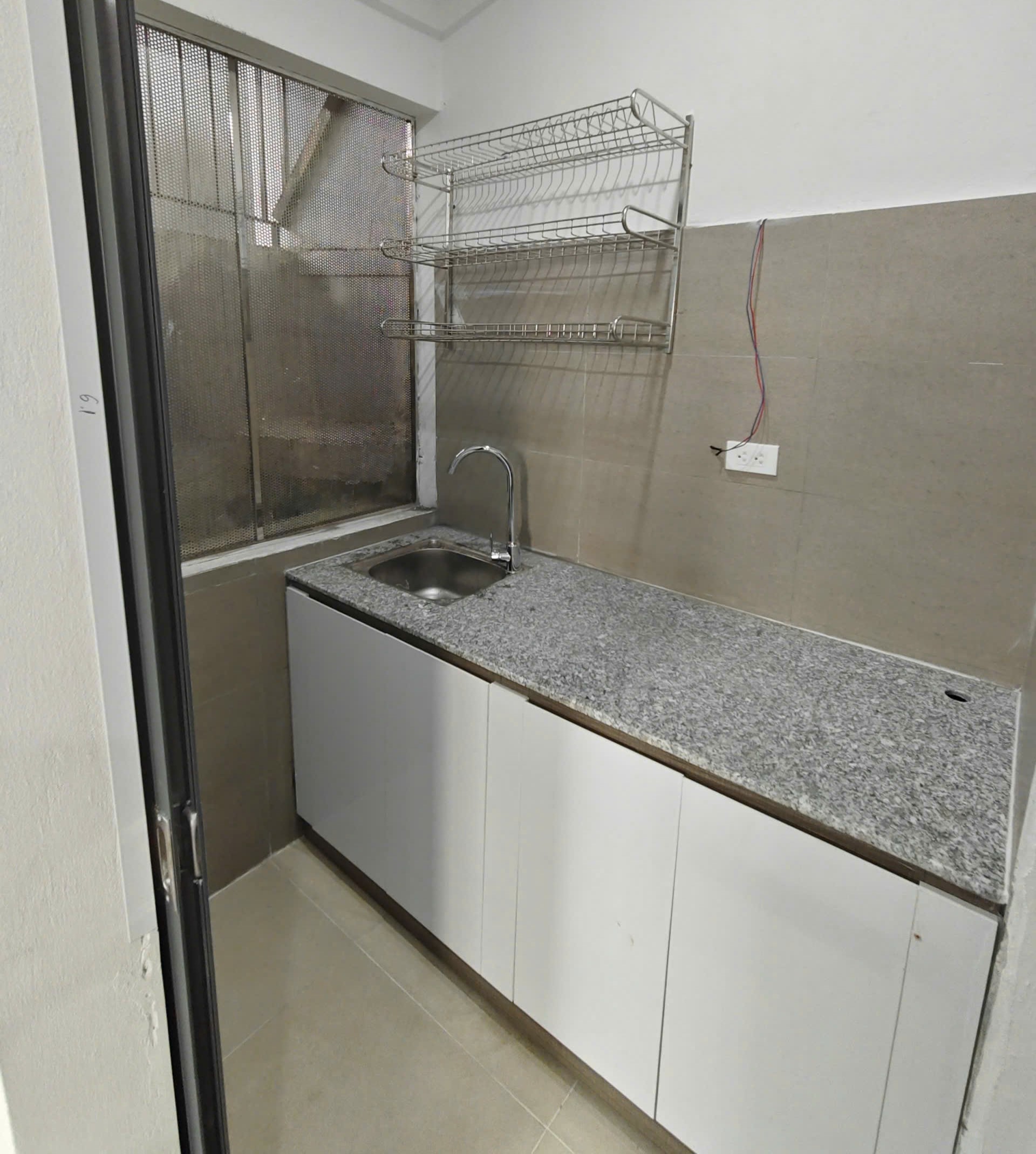 (Cực Hiếm) Căn hộ Studio 28m2 mới khai trương ngõ 58 Trần Bình – Có phòng bếp riêng – Nhận xe điện