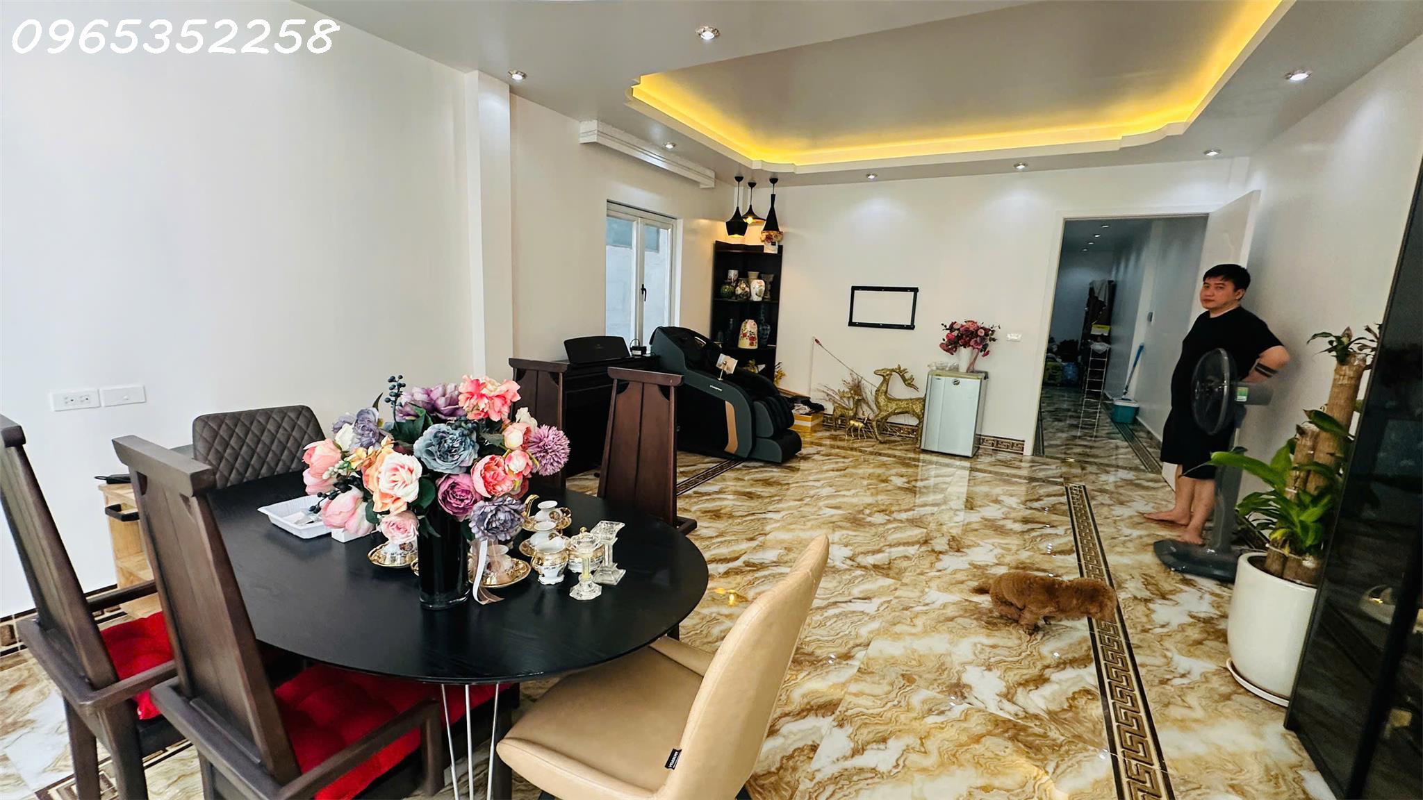 B.ÁN NHÀ ĐƯỜNG BƯỞI – Q.BA ĐÌNH – LÔ GÓC – 73.5M – Ô TÔ ĐỖ CỔNG – Ô TÔ ĐỖ NGÀY ĐÊM – CHỦ XÂY CHẮC CHẮN ĐẸP – HAI MẶT TIỀN THOÁNG SÁNG – NHÀ Ở CHỦ CÓ LỘC MUA NHÀ TO ĐẸP HƠN – GIÁ BÁN TẦM 16 TỶ HƠN KHÔNG CÓ CĂN THỨ HAI. SỔ ĐỎ CHÍNH CHỦ LIÊN HỆ GỌI TRỰC TIẾP 0965MR KIÊN352258 EM TRAI CHÍNH CHỦ $time