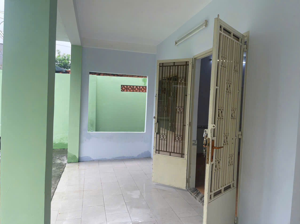 Bán Đất Tặng Nhà Cấp 4 Căn Hẻm 1 Sẹc 609 Quốc Lộ 13 – Hiệp Bình Phước – Thành Phố Thủ Đức