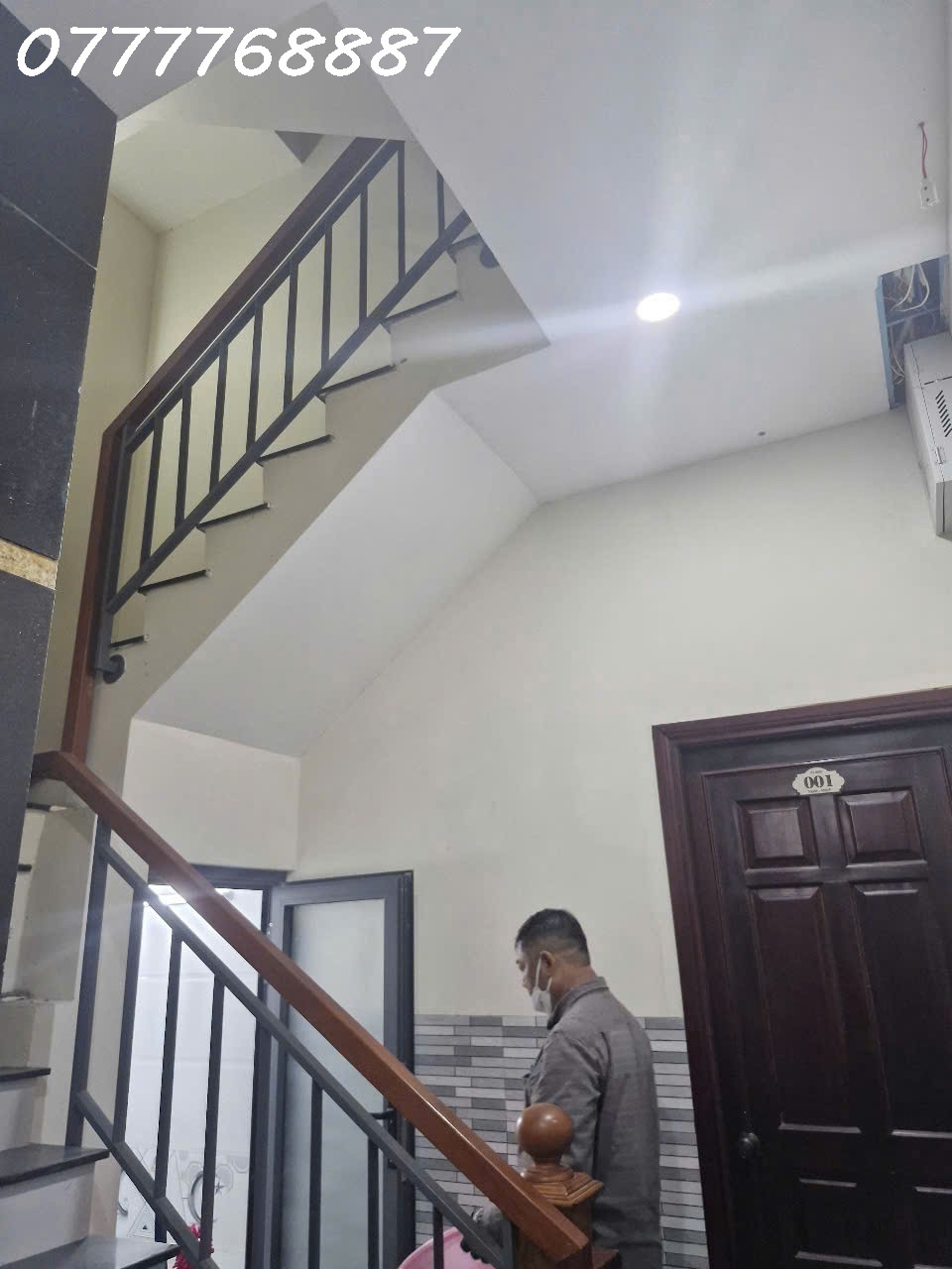Bán căn nhà CHDV 5 tầng Quận 10, HXH gần chợ thuốc Tô Hiến Thành