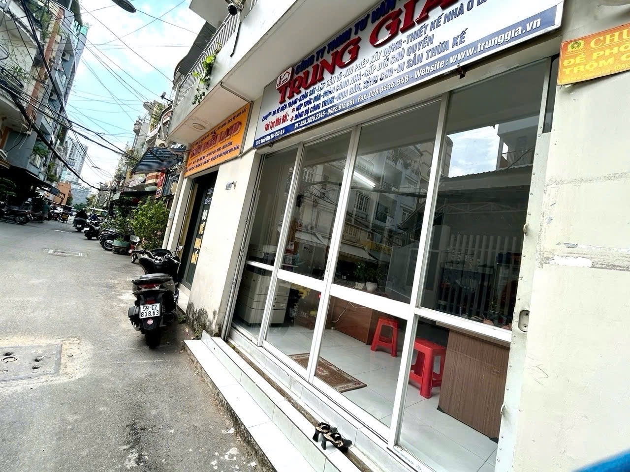 BÁN NHÀ MẶT TIỀN 8M- ĐƯỜNG ĐOÀN NHƯ HÀI- THÔNG RA NGUYỄN TƯỜNG TỘ- HOÀNG DIỆU NGUYỄN TẤT THÀNH.