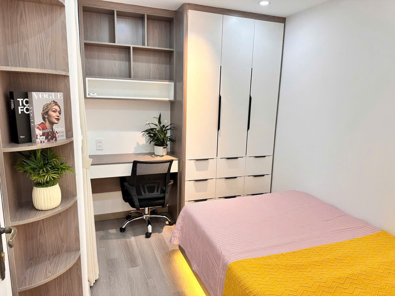CHO THUÊ CĂN HỘ 2 PHÒNG NGỦ – SKY GARDEN 3, PHÚ MỸ HƯNG, QUẬN 7
