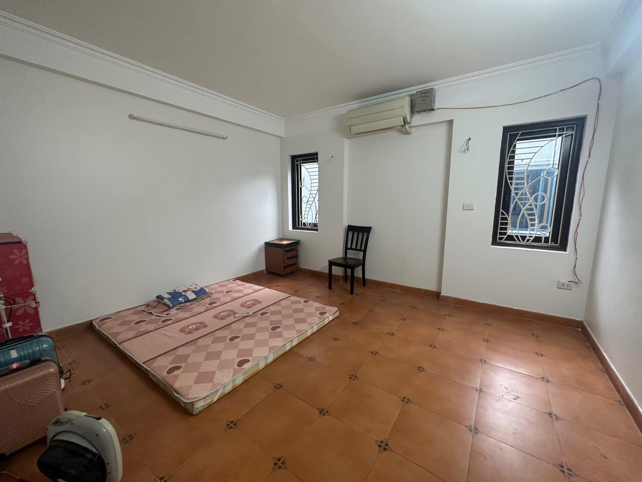 BÁN NHÀ MẶT PHỐ NGUYỄN XIỂN THANH XUÂN, VỈA HÈ KINH DOANH, DT42,5M 6T, NHỈNH 20 TỶ