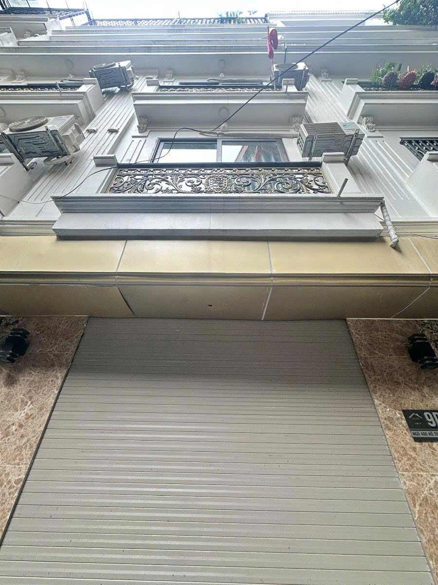 GẤP!1 NHÀPHỐ HỒ TÙNG MẬU,CẠNHGOLDMARK,DT=42Mx5T,MT=4.2m,8.5ty