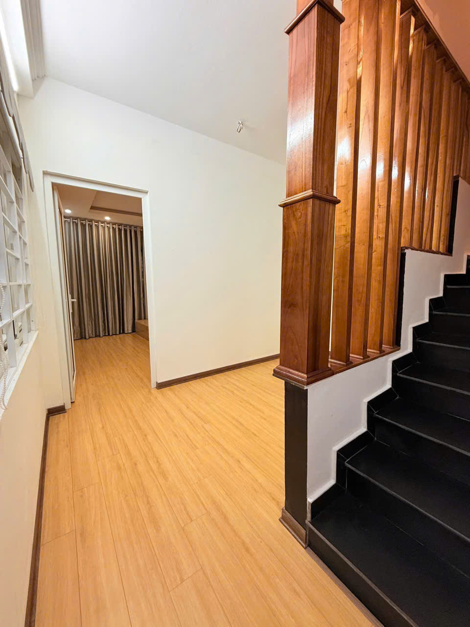 CHÍNH CHỦ CHO THUÊ NHÀ NGUYÊN CĂN – LÔ GÓC NGỌC THUỴ, LONG BIÊN – 11 TRIỆU/THÁNG