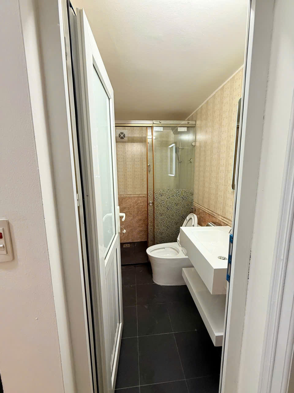 CHÍNH CHỦ CHO THUÊ NHÀ NGUYÊN CĂN – LÔ GÓC NGỌC THUỴ, LONG BIÊN – 11 TRIỆU/THÁNG