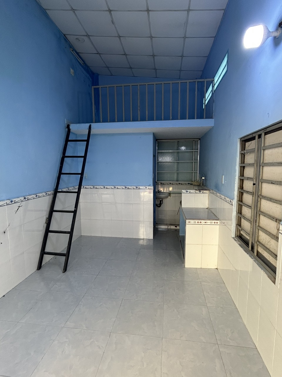 CHO THUÊ NHÀ NGUYÊN CĂN – GẦN TRƯỜNG ĐẠI HỌC TÀI CHÍNH & KHU CÔNG NGHỆ CAO Q.9