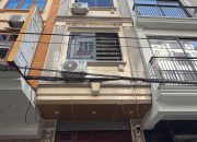 Cho thuê nhà ở ngõ 182 Phú Diễn, phường Phú Diễn, Bắc Từ Liêm. DT 42m x 5 tầng, giá 17tr