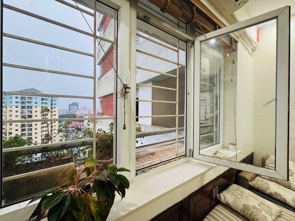 CĂN HỘ TRẦN QUÝ KIÊN CẦU GIẤY 60M-2 NGỦ GIÁ 4,950 TỶ