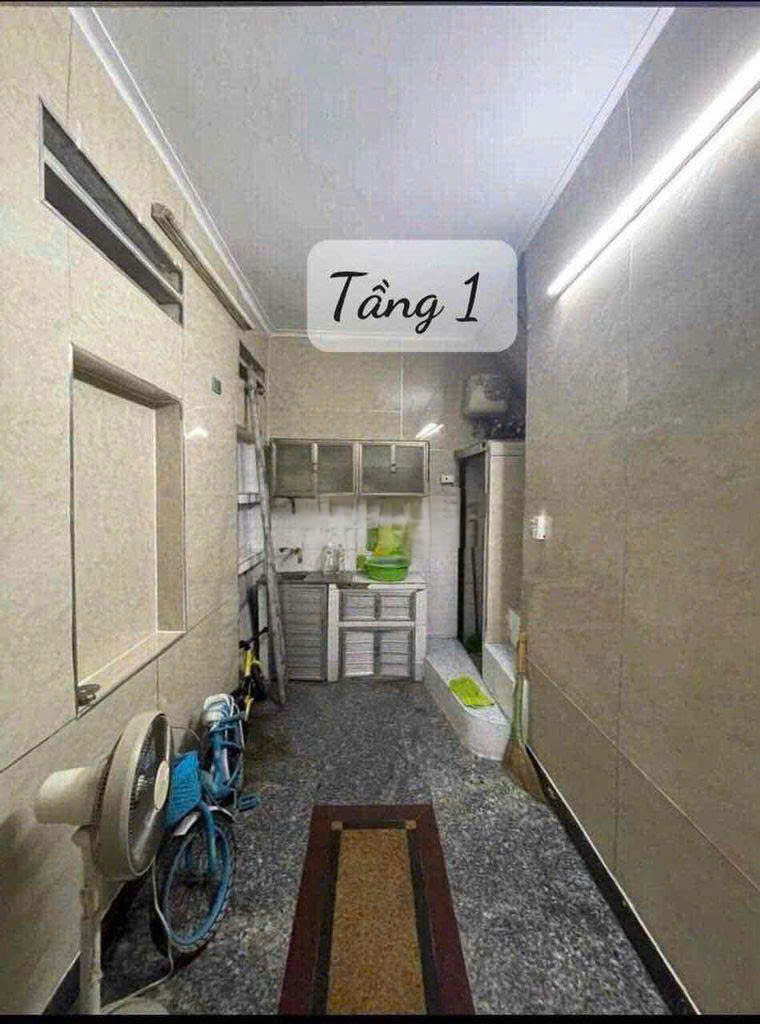 Cho thuê nhà ngõ 357 Bạch Mai, Phố Bạch Mai, Phường Bạch Mai, Quận Hai Bà Trưng. DT 15m x 2 tầng, giá 5tr