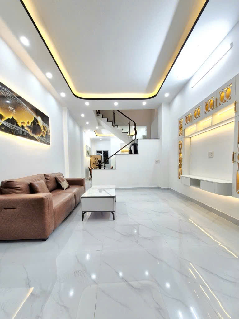 SÁT MẶT TIỀN XE HƠI Q7 CÓ 7 TỎI