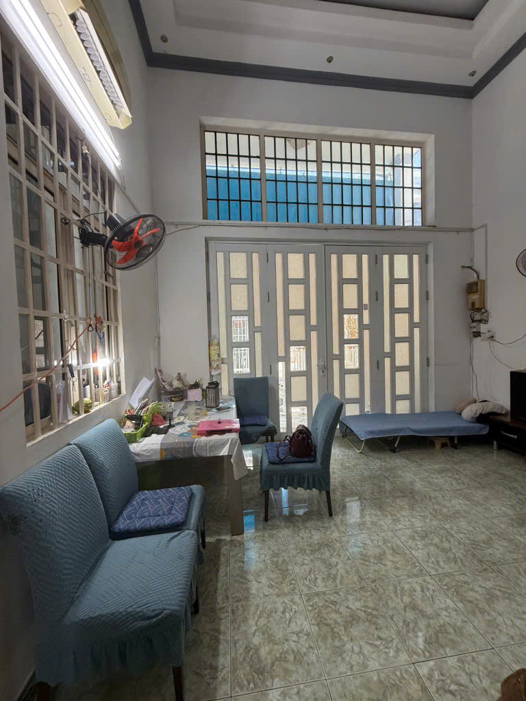Bán nhà 6×11 trần xuân soạn quận 7 – hẻm 4m ô tô đỗ cửa- 5 ty7