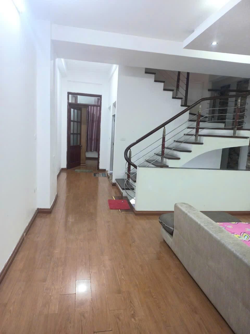 NHÀ CHÍNH CHỦ- GIÁ TỐT CẦN BÁN NHANH Căn Nhà Đường Ngọc Lâm, Bồ Đề, Long Biên, Hà Nội