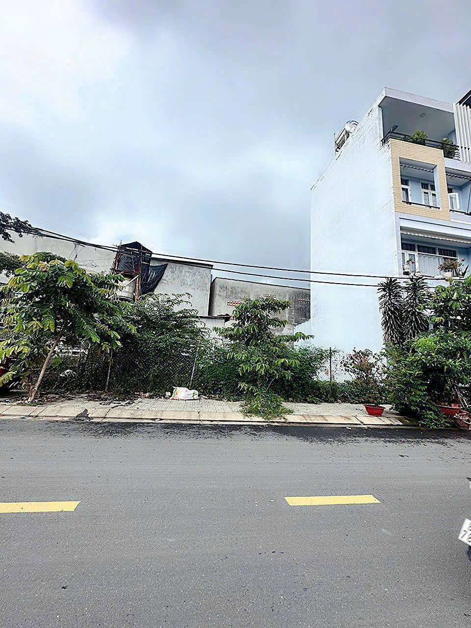 Bán lô đất vị trí tuyệt đẹp ở đường Phạm Huy Thông, P6, Q.GV, 5 x 17m, giá chỉ 7 tỷ tiện xây mới.