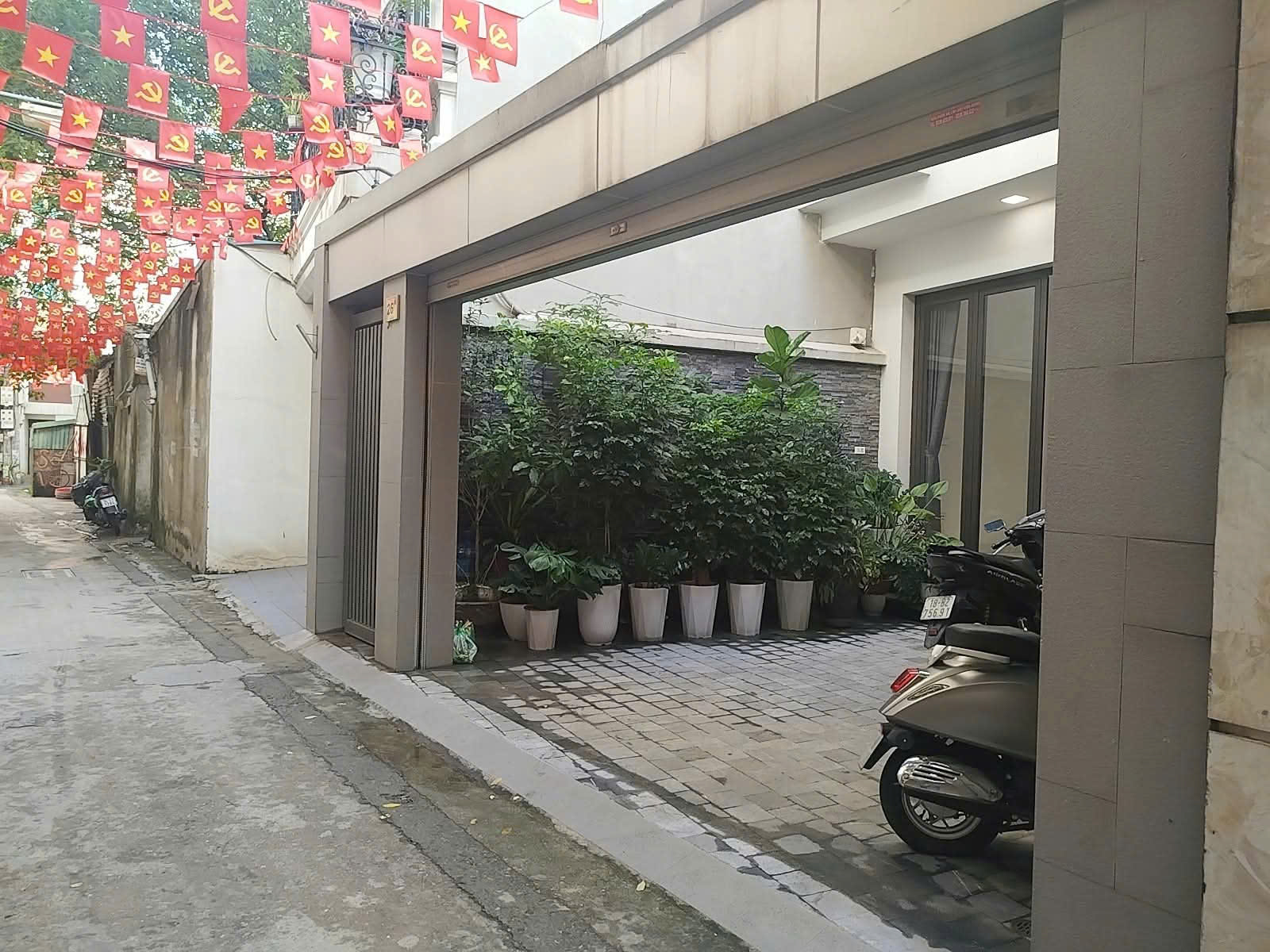 BÁN CĂN BIỆT THỰ MINI PHỐ BỒ ĐỀ – HỒNG TIẾN LONG BIÊN Ô TÔ VÀO NHÀ
