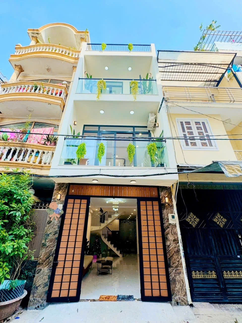 Bán nhà Tô Hiệu, Hẻm 6m ô tô đỗ cửa, Hẻm thông, (4×13.3) 3 tầng mới, Chỉ 8tỷ nhỉnh xíu