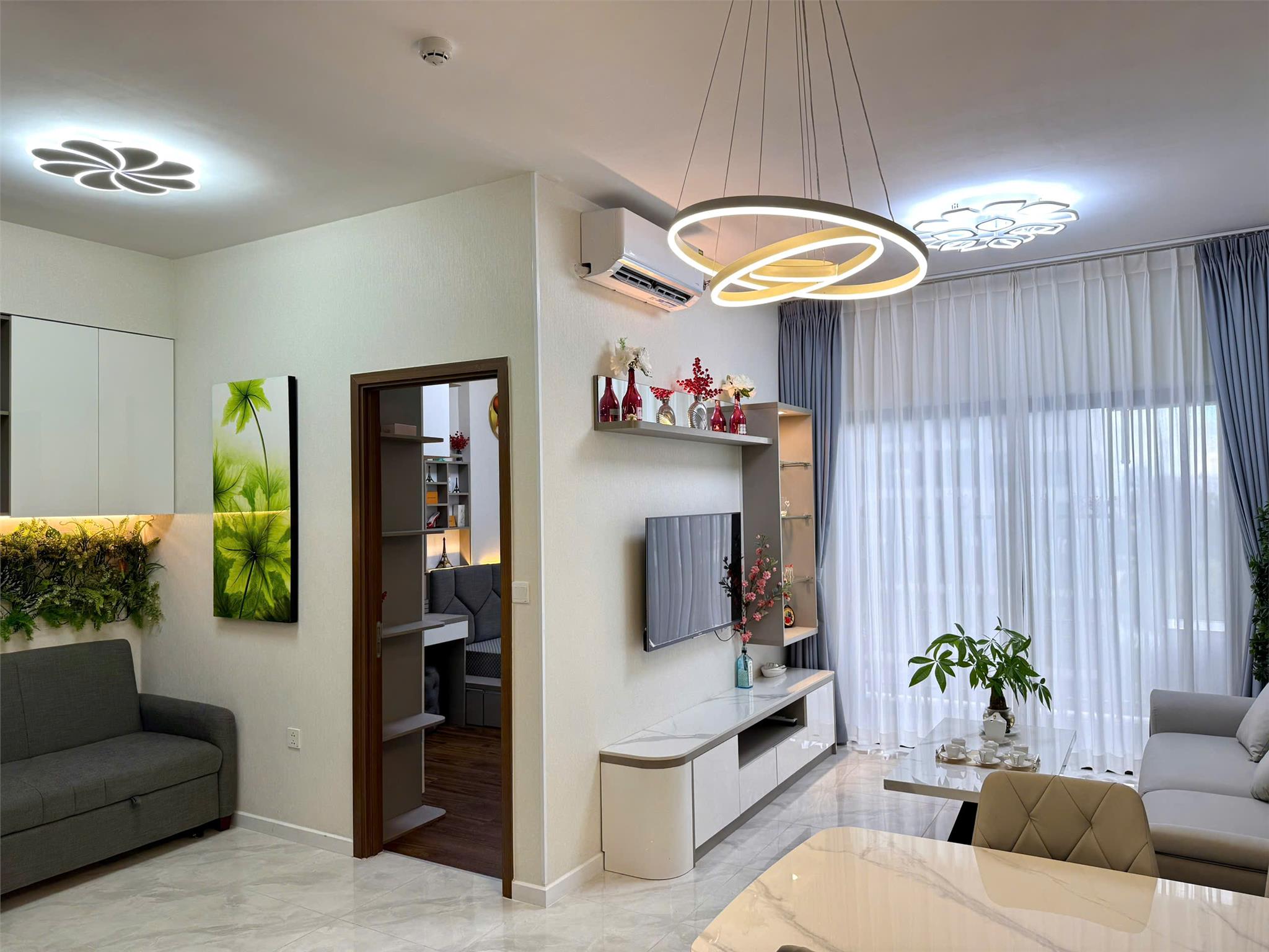 Bán căn hộ Privia Khang Điền, Bình Tân. 51m2, 1PN, sổ hồng, giá 3.8 tỷ. LH: 0942239239