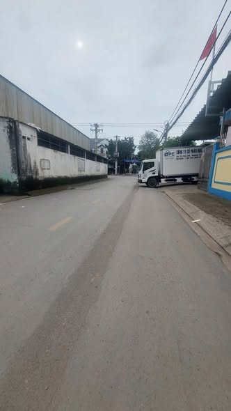 Bán nhà mặt tiền 12x22m giá 16 tỷ Đường Thới An 8