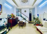 NHÀ NGANG 5M – LÔ GÓC – HẺM OTO ĐỖ CỬA-KV SẦM UẤT QUẬN TÂN PHÚ-GIÁ NHỈNH 4 TỶ