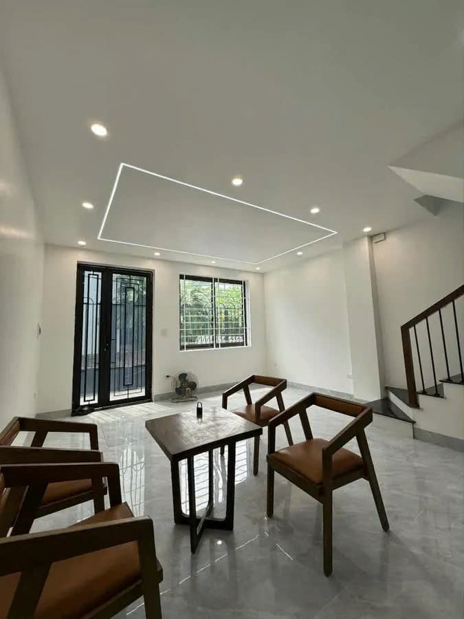 ⚡️BỎ QUA TIẾC HÙI HỤI!: LÔ GÓC 3 THOÁNG – 🚘20M RA Ô TÔ – MT 5M, bán nhà THANH XUÂN!