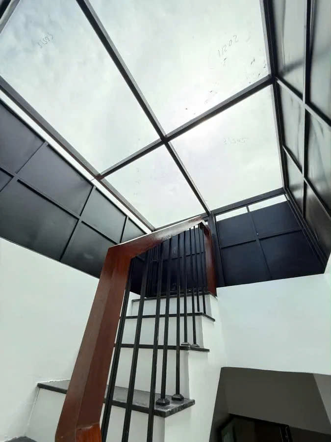 ⚡️BỎ QUA TIẾC HÙI HỤI!: LÔ GÓC 3 THOÁNG – 🚘20M RA Ô TÔ – MT 5M, bán nhà THANH XUÂN!