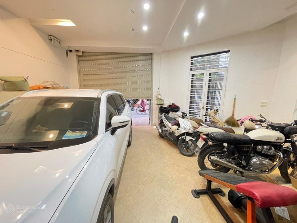 Bán nhà phố Phạm Văn Đồng – KĐT TP Giao Lưu – 110m – MT 7m – Lô Góc Ô Tô KDVP Ở đẹp