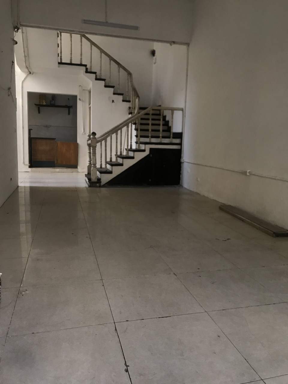 Mặt Phố KD đỉnh Nguyễn Bỉnh Khiêm 60m² x 4 tầng, mặt tiền 4.2m 52 triệu/tháng